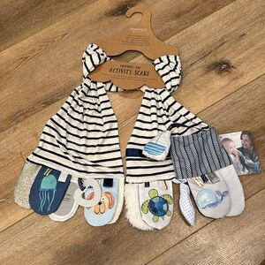 New Mommy & Me activity scarf